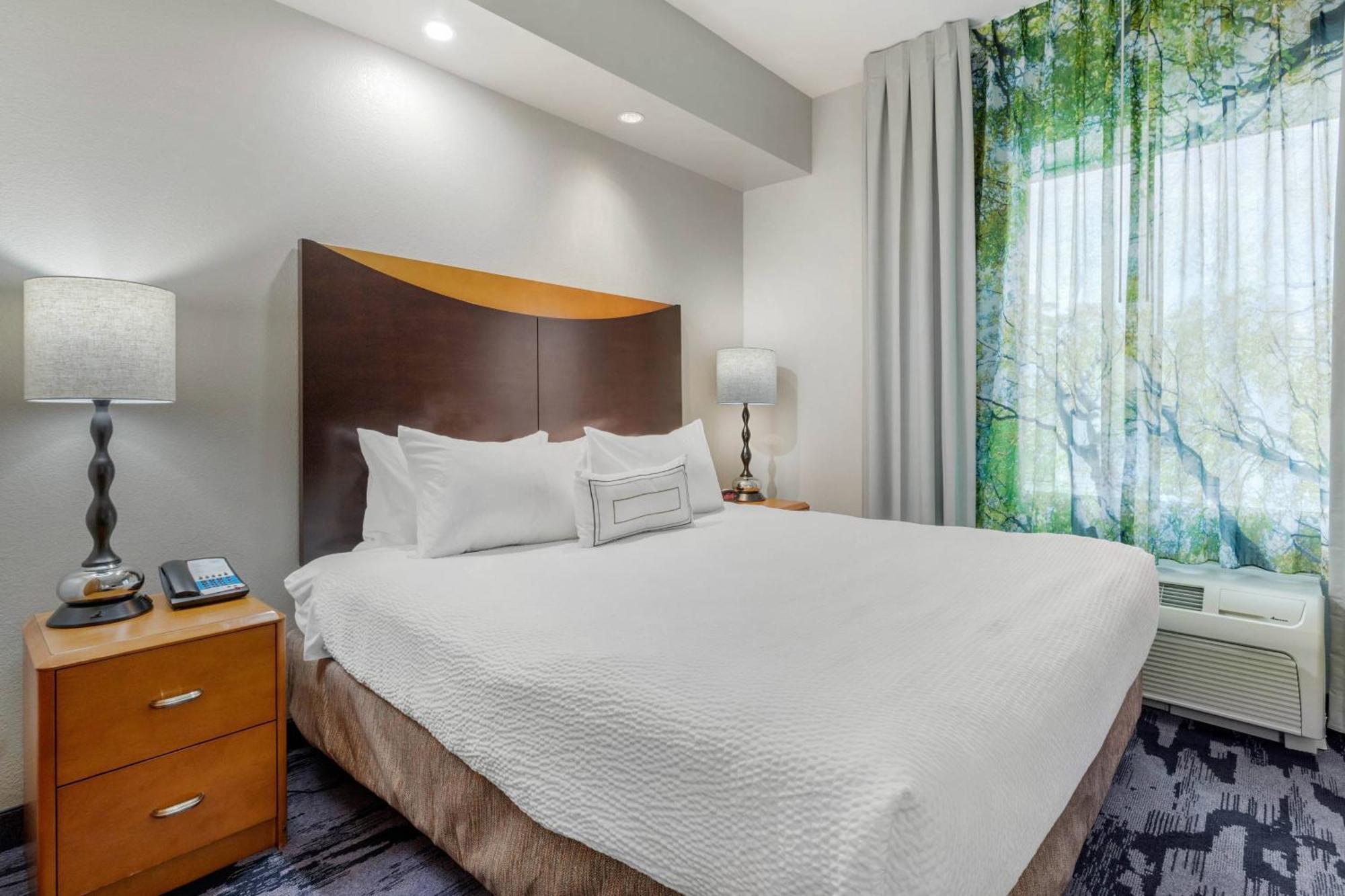 Fairfield Inn & Suites By Marriott Houston קונרו מראה חיצוני תמונה