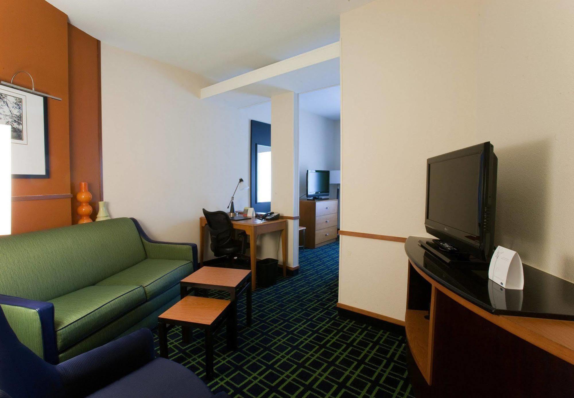 Fairfield Inn & Suites By Marriott Houston קונרו חדר תמונה